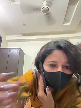 Snapshot of raavigirl chatting on March 19, 2026, 2:50 pm raavigirl online show from March 19, 2026, 2:50 pm