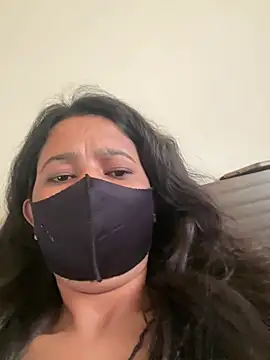 Snapshot of raavigirl chatting on March 21, 2026, 2:46 am raavigirl online show from March 21, 2026, 2:46 am