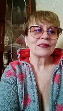 Snapshot of SophieBurns chatting on May 8, 2026, 9:46 am SophieBurns online show from May 8, 2026, 9:46 am
