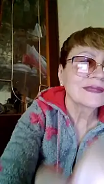 SophieBurns online show from April 7, 2026, 1:13 pm