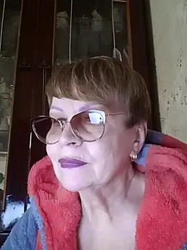 Snapshot of SophieBurns chatting on April 25, 2026, 12:19 pm SophieBurns online show from April 25, 2026, 12:19 pm