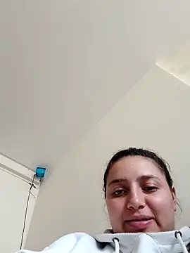 MajoArias online show from March 13, 2026, 9:31 pm