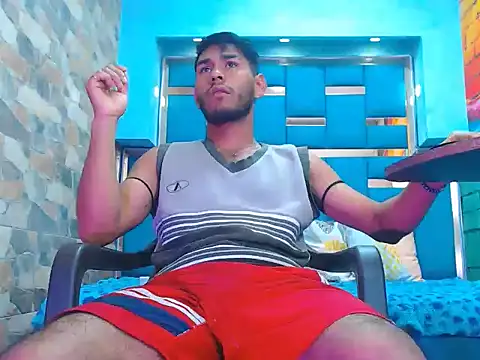 warmNoah online show from February 13, 2026, 7:25 pm