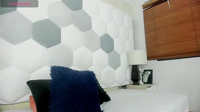 CloeCastillo online show from March 21, 2026, 6:03 am