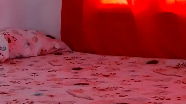 karolsweetvagi online show from June 19, 2026, 5:41 pm