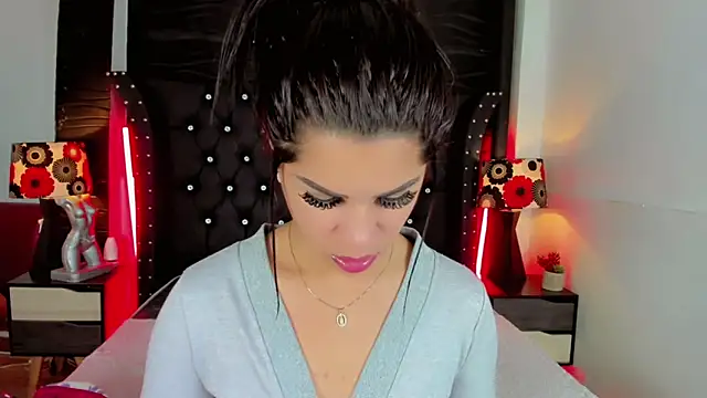 Makeyla Fox  online show from March 6, 2026, 12:55 pm