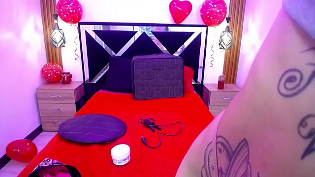 FRANCESCA LOVE  online show from February 22, 2026, 2:30 pm