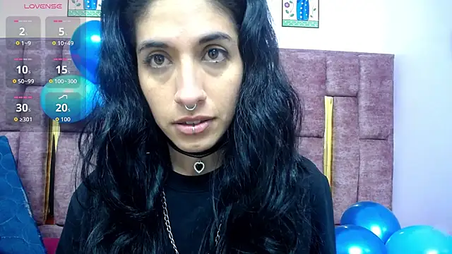 FRANCESCA LOVE  online show from April 28, 2026, 12:31 pm