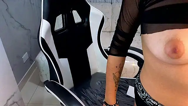 Lisa Doll Tx online show from February 12, 2026, 8:08 pm