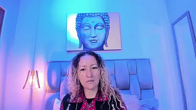 Charlotte-Sweet- online show from February 9, 2026, 8:18 pm