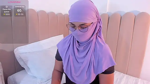 Snapshot of _amisha chatting on March 9, 2026, 11:25 am amisha online show from March 9, 2026, 11:25 am