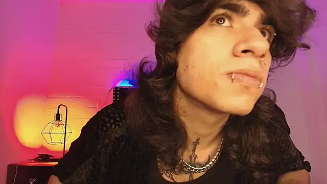 Axell Kussh online show from February 13, 2026, 1:33 pm