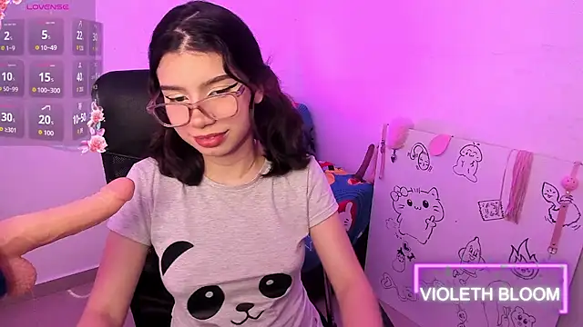 violethbloom online show from February 6, 2026, 6:09 am