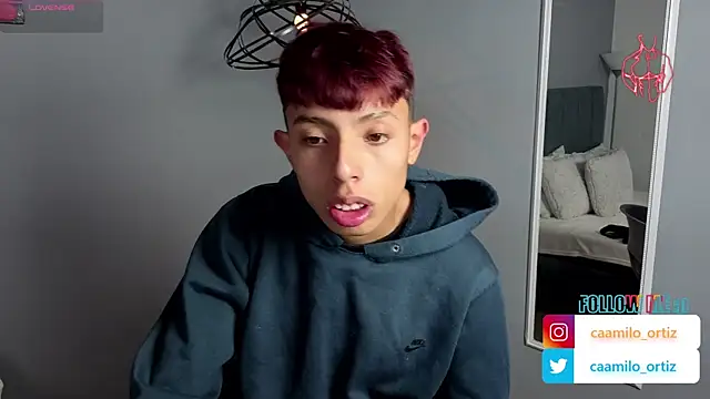 Snapshot of _camilo_ortiz chatting on April 17, 2026, 8:00 pm camilo ortiz online show from April 17, 2026, 8:00 pm