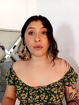 attenea winter online show from February 12, 2026, 6:18 pm