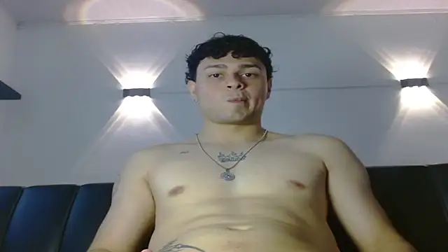 Snapshot of Philip_Jons chatting on February 27, 2026, 7:35 pm Philip Jons online show from February 27, 2026, 7:35 pm