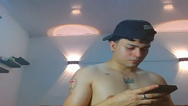 Snapshot of Philip_Jons chatting on February 25, 2026, 7:36 pm Philip Jons online show from February 25, 2026, 7:36 pm