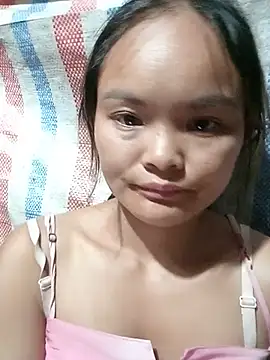 Snapshot of Luminana chatting on July 7, 2026, 11:52 pm Luminana online show from July 7, 2026, 11:52 pm