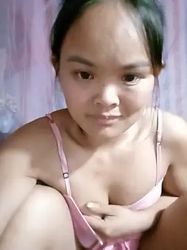 Snapshot of Luminana chatting on July 25, 2026, 1:06 pm Luminana online show from July 25, 2026, 1:06 pm
