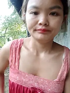 Snapshot of Luminana chatting on July 20, 2026, 11:51 pm Luminana online show from July 20, 2026, 11:51 pm