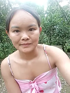 Snapshot of Luminana chatting on June 24, 2026, 11:46 pm Luminana online show from June 24, 2026, 11:46 pm