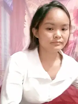 Snapshot of Luminana chatting on July 8, 2026, 11:55 am Luminana online show from July 8, 2026, 11:55 am