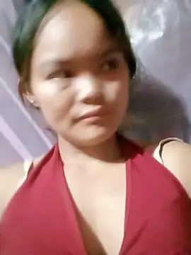 Snapshot of Luminana chatting on June 30, 2026, 1:22 pm Luminana online show from June 30, 2026, 1:22 pm
