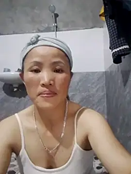 nhynhy11 online show from March 21, 2026, 2:21 pm