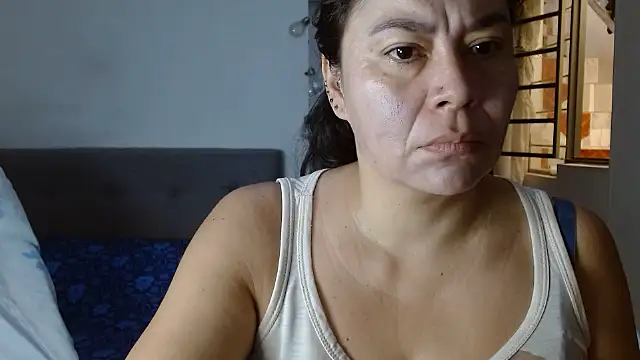 Karo sexy online show from May 12, 2026, 3:51 pm