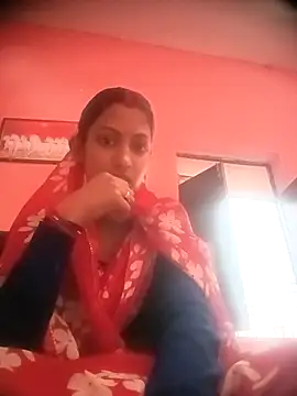 BIG QWEEN NO1 online show from February 7, 2026, 7:05 am