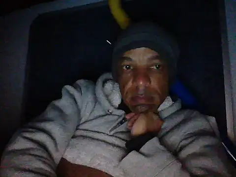 Snapshot of lavelle26 chatting on May 15, 2026, 9:13 pm lavelle26 online show from May 15, 2026, 9:13 pm
