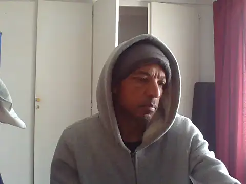 Snapshot of lavelle26 chatting on April 7, 2026, 9:44 am lavelle26 online show from April 7, 2026, 9:44 am