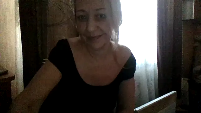 Snapshot of Yurkish chatting on February 22, 2026, 5:43 am Yurkish online show from February 22, 2026, 5:43 am