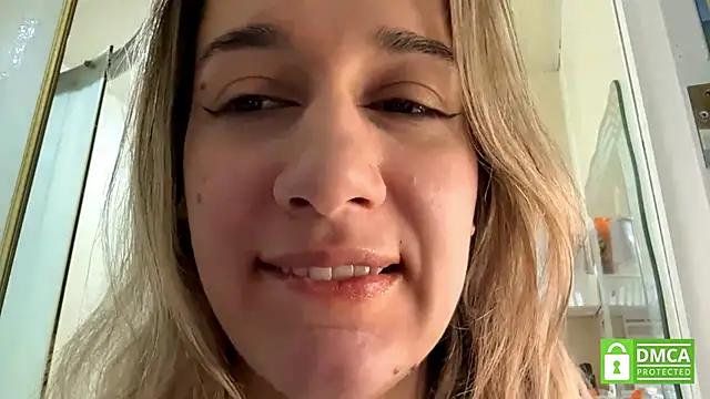Snapshot of MaryBennetts chatting on June 9, 2026, 7:20 am MaryBennetts online show from June 9, 2026, 7:20 am