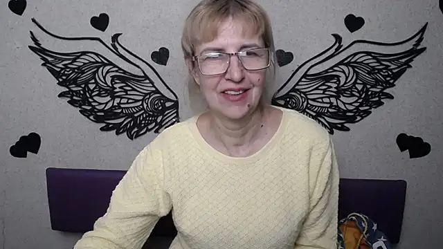 Snapshot of PattySanny chatting on April 2, 2026, 12:34 pm PattySanny online show from April 2, 2026, 12:34 pm