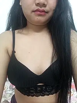 EliraMoon online show from February 26, 2026, 5:13 pm