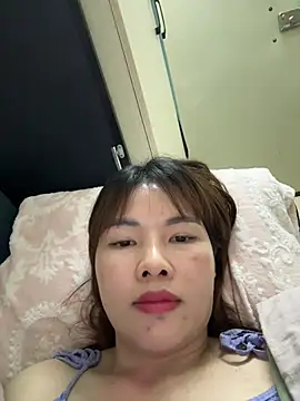 Snapshot of Loyalty-love chatting on March 4, 2026, 2:14 pm Loyalty-love online show from March 4, 2026, 2:14 pm