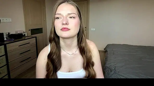 Snapshot of Milayouknow chatting on May 14, 2026, 9:28 am Milayouknow online show from May 14, 2026, 9:28 am