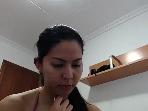 ZeforAitanna online show from March 5, 2026, 11:07 am