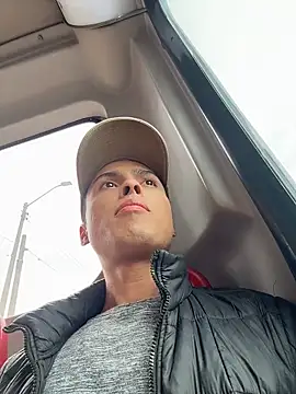 Snapshot of Eros_lee chatting on March 9, 2026, 5:27 pm Eros lee online show from March 9, 2026, 5:27 pm