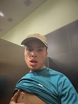 Snapshot of Eros_lee chatting on March 12, 2026, 11:31 pm Eros lee online show from March 12, 2026, 11:31 pm