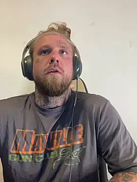 Snapshot of Smokebluntafterblunt chatting on August 8, 2026, 3:46 am Smokebluntafterblunt online show from August 8, 2026, 3:46 am
