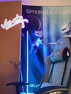 Smokebluntafterblunt online show from March 4, 2026, 2:19 am