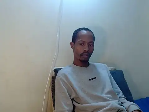 MRSHYGUY29 online show from May 11, 2026, 5:32 pm