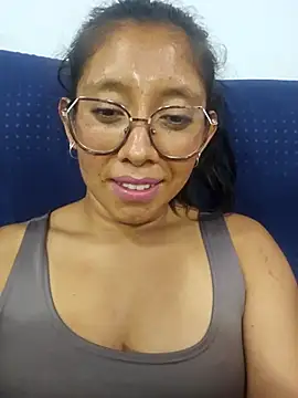 Snapshot of Camila_Lopez1 chatting on February 25, 2026, 3:40 am Camila Lopez1 online show from February 25, 2026, 3:40 am