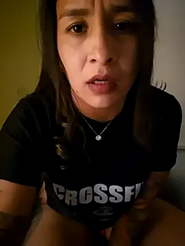 Paola andrade online show from April 28, 2026, 2:49 am