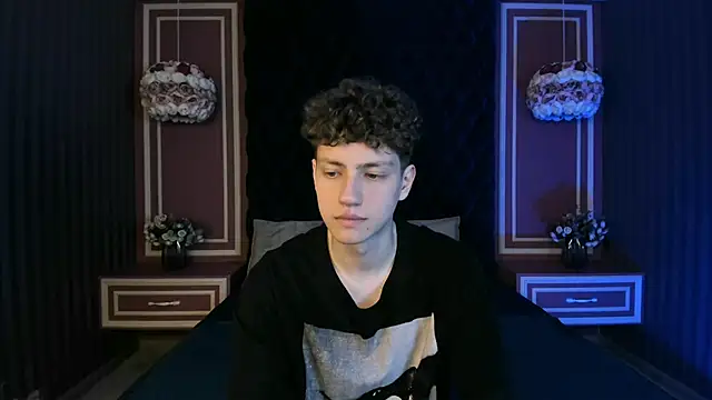 StefanBev online show from May 8, 2026, 8:01 pm
