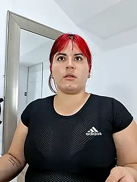 Snapshot of Katey_Curvy01_ chatting on March 16, 2026, 11:36 am Katey Curvy01 online show from March 16, 2026, 11:36 am