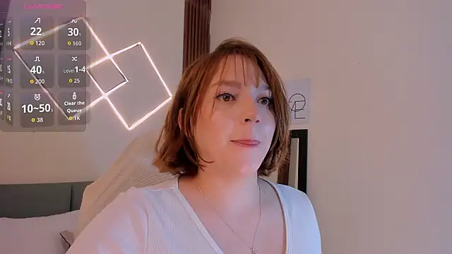 SimonaStar online show from March 25, 2026, 1:21 pm