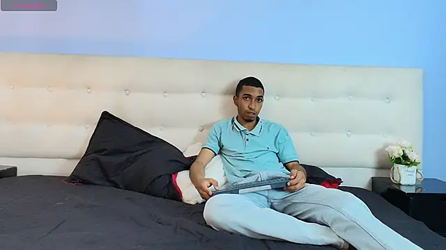 RickeyngySweet online show from March 17, 2026, 12:41 pm